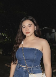 Mecy - puta in Bali Photo 5 of 7