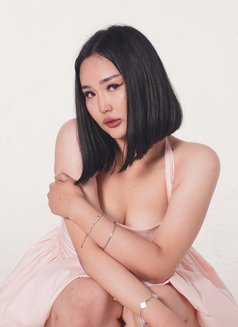 Meddi Forbidden Fruit - puta in Hong Kong Photo 1 of 7