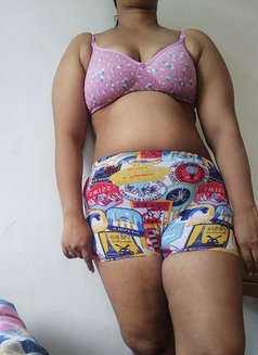 Medha Mumbaikar - puta in Mumbai Photo 2 of 2