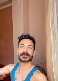 Medo - Male escort in Cairo Photo 5 of 5