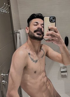 Medo - Male escort in Cairo Photo 4 of 4