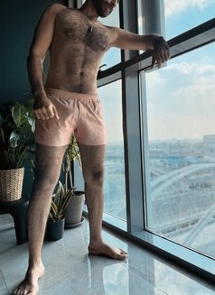 Medo - Acompañantes masculino in Riyadh Photo 2 of 4