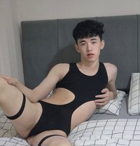 Meduza - Male escort in İstanbul Photo 1 of 6