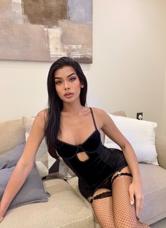 Mee - Transsexual escort in Bangkok Photo 8 of 11