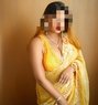 Independent Bhabhi - escort in Noida Photo 1 of 2