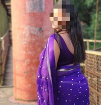 Independent Bhabhi - puta in Hyderabad