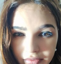 Meena - Acompañantes transexual in Mumbai