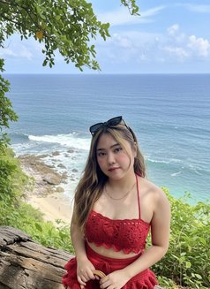 Meena - escort in Dubai Photo 5 of 5