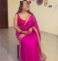 Bhabhi cam - escort in Mumbai