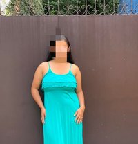 Bhabhi cam - escort in Bangalore