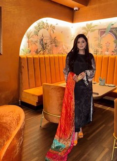 Meena - escort in Chandigarh Photo 3 of 3
