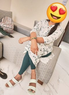 Meena - escort in Chennai Photo 7 of 7