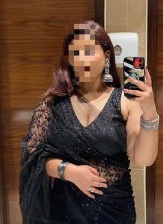 Bhabhi cam - escort in Noida Photo 2 of 2