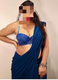 Bhabhi for cam - escort in Navi Mumbai Photo 1 of 2