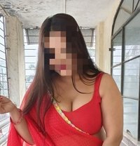 Cam independent - escort in Bangalore