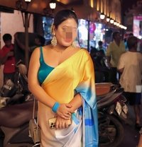 Cam Bhabhi - puta in Mumbai