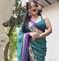 Independent Bhabhi for cam - escort in Kolkata