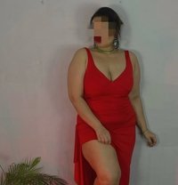 Cam - escort in Surat