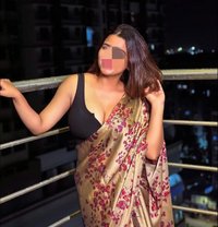 Independent Bhabhi for cam - escort in Mumbai