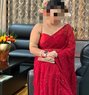 Hot Bhabhi for cam - puta in Gurgaon Photo 1 of 2