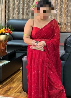Hot Bhabhi for cam - escort in Gurgaon Photo 1 of 2