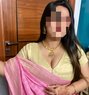 Bhabhi cam - puta in Chandigarh Photo 1 of 2