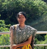 Meena Live Cam Show and Meet - puta in Kochi