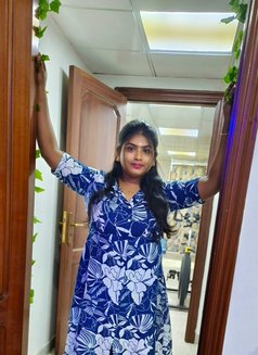 Meena Malayali Private Abu Dhabi - escort in Abu Dhabi Photo 2 of 4