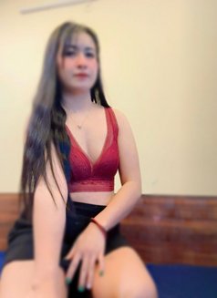 Meena - escort in Gurgaon Photo 2 of 4