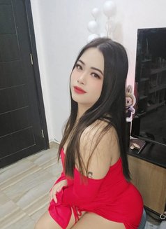 Meena - masseuse in Muscat Photo 7 of 9