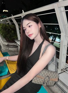 Meena - Transsexual escort in Bangkok Photo 7 of 8
