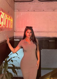 Meena69 - companion in Chennai Photo 4 of 5