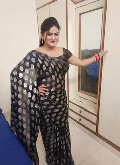 Meenakshi - escort in Bangalore Photo 3 of 3