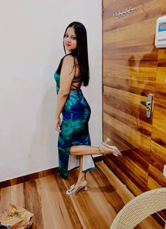 Meenakshi - escort in Rajkot Photo 1 of 2