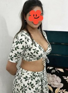 Meenakshi Sharma Best Vip Escorts Servic - escort in Pune Photo 2 of 2