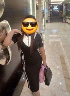 (🥀Meenakshi🥀Kaur) Topper M.R Website - escort in New Delhi Photo 3 of 9