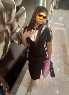 (🥀Meenakshi🥀Kaur) Topper M.R Website - escort in New Delhi Photo 5 of 9