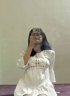 Meenal - escort in New Delhi Photo 3 of 3