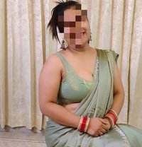 Bhabhi for cam - escort in New Delhi