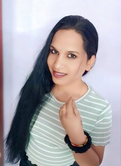 Meenu Hot - Transsexual escort in Chennai Photo 3 of 8