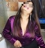 Cam girl - escort in Pune Photo 1 of 2