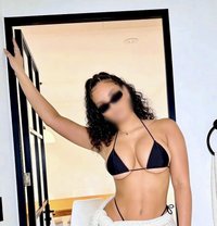 Meera - escort in Busan