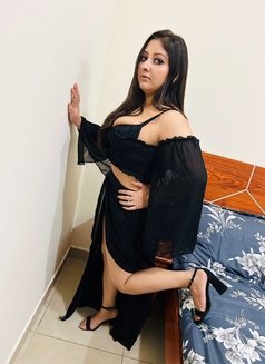 Meera Busty - escort in Dubai Photo 3 of 5