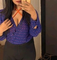 With face video call 5000 - escort in Kochi