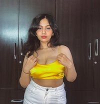 Meera - escort in Muscat