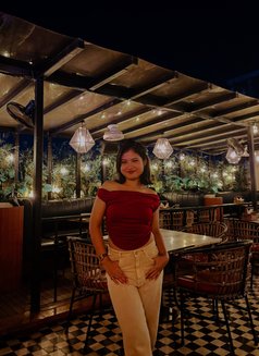 Meera - escort in Pune Photo 2 of 5