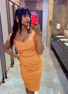 Meera - Transsexual escort in New Delhi Photo 2 of 3