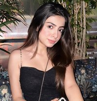 Meera - puta in Bangalore