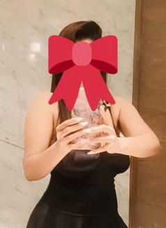 Meera - escort in Kolkata Photo 8 of 9