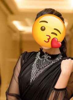 Meera - escort in Coimbatore Photo 3 of 7